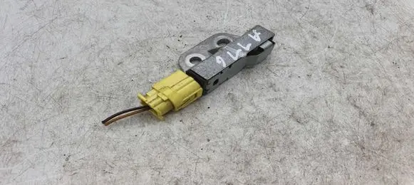 Nissan X-Trail T30 Airbag deployment crash/impact sensor FACN0047061578