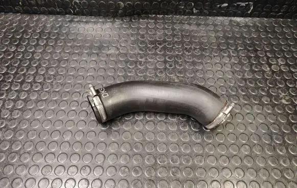 Audi A8 S8 D4 4H Intercooler hose/pipe 4H0145737R