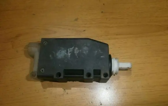 Opel Omega B1 Central locking motor 