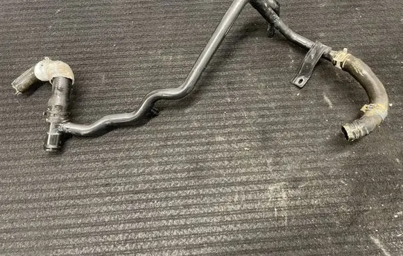 Audi Q3 F3 Engine coolant pipe/hose 5Q0122073CL 5QA122073