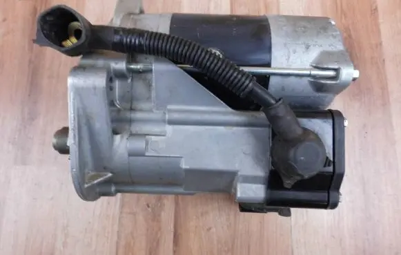 Toyota Land Cruiser (J150) Starter motor 2810030111 4380006260