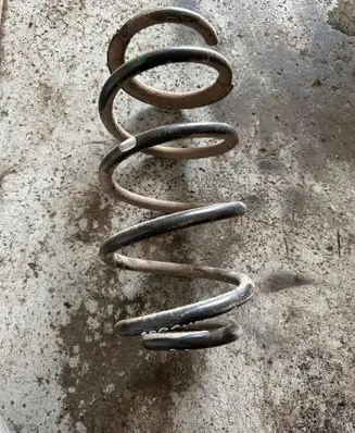 KIA Sorento Front coil spring 
