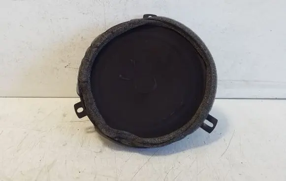 Dodge Nitro Rear door speaker 05064203AD