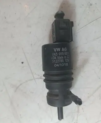 Seat Exeo (3R) Windscreen/windshield washer pump 1K5955651