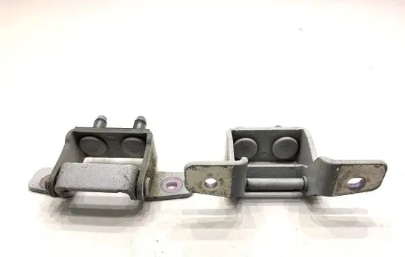 KIA Ceed Tailgate/trunk/boot hinge 