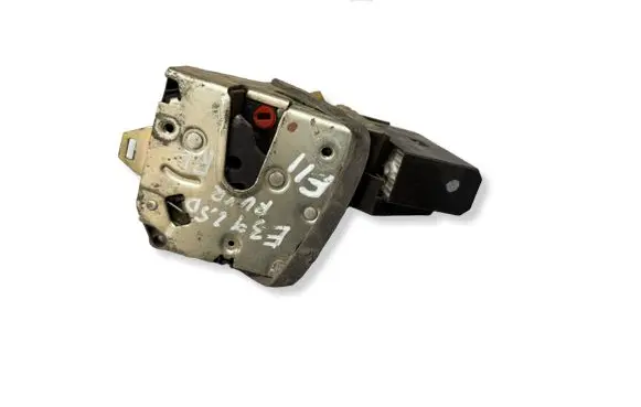 BMW 5 E39 Rear door lock 8352165