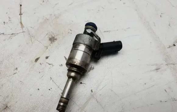 Audi A3 S3 A3 Sportback 8P Fuel injector