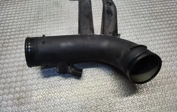 Volkswagen Crafter Intercooler hose/pipe 2E0145762A