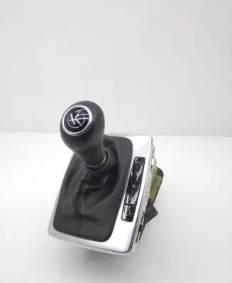 Mercedes-Benz C W204 Gear shifter/selector A2042677524
