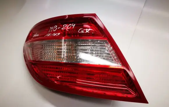Mercedes-Benz C W204 Rear/tail lights A2048200164L 753001E12048200164