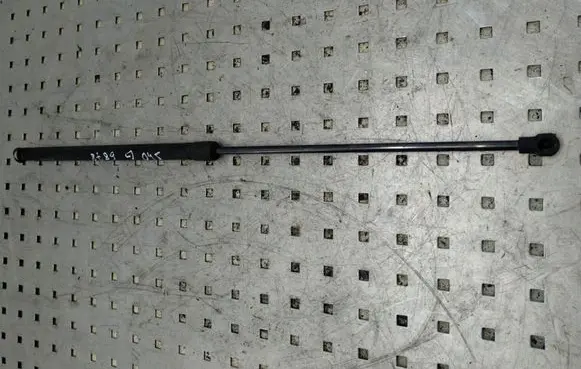 Volvo S40, V40 Rear shock absorber/damper 90447 1165489