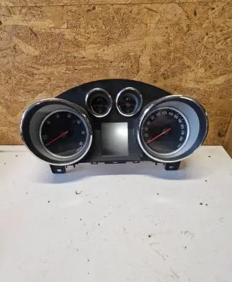 Opel Zafira C Speedometer (instrument cluster) 13442454 600775881 5024543140249596