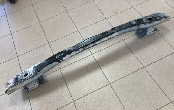 Mercedes-Benz CLS C218 X218 Rear bumper cross member A2186100214