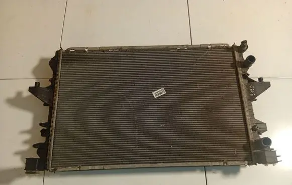 Volkswagen Transporter - Caravelle T5 Coolant radiator