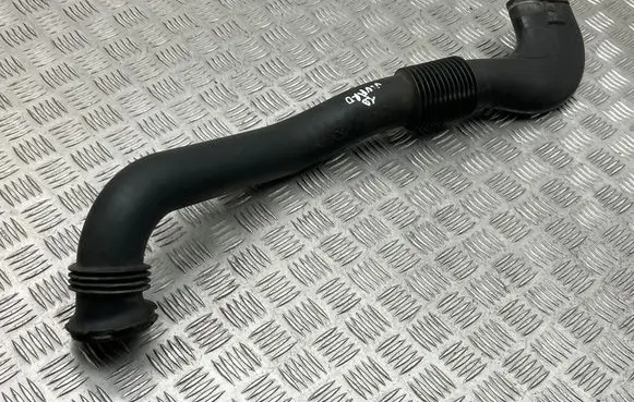 Opel Vivaro Air intake duct part 8200072754 98099100 91166663