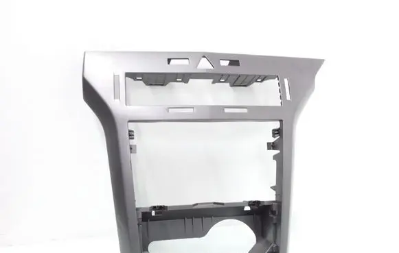 Radio/GPS head unit trim