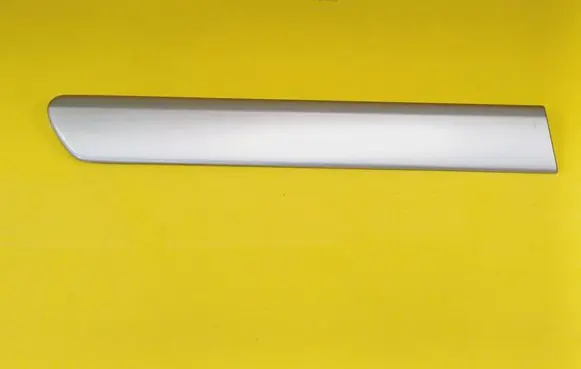 Mercedes-Benz CLK A208 C208 Rear fender molding trim A2086900462