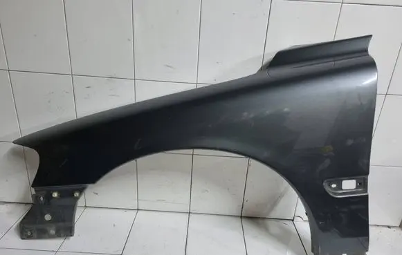 Volvo V70 Fender