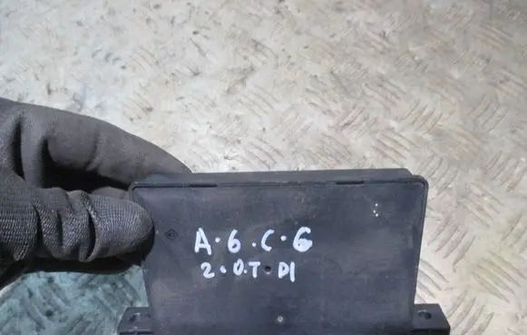 Audi A6 S6 C6 4F Comfort/convenience module 4F0907279 F005V00619