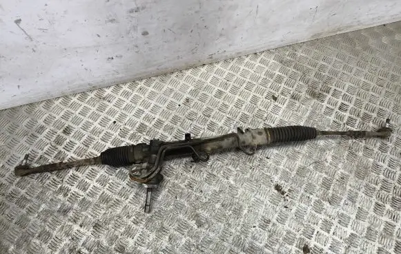 Opel Zafira A Steering rack