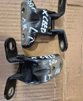 KIA Xceed Rear door hinge set 