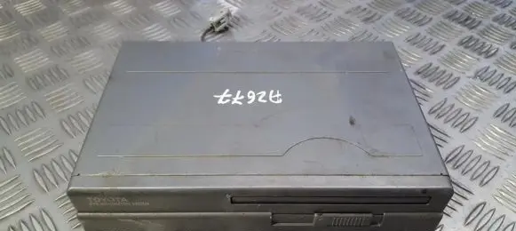 Toyota Avensis T250 Navigation unit CD/DVD player 0866200880 08662-00880