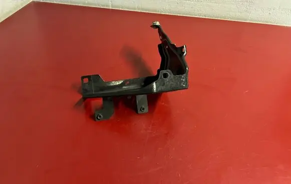 BMW X1 F48 F49 Headlight/headlamp mounting bracket 7342502
