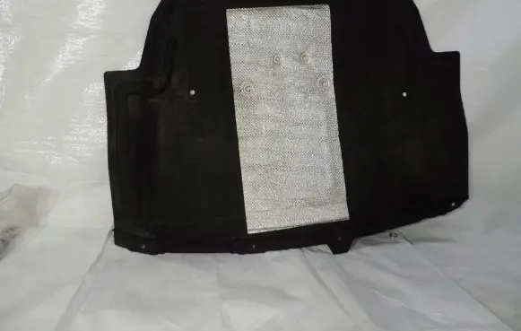 Ford Transit Courier Engine splash shield/under tray