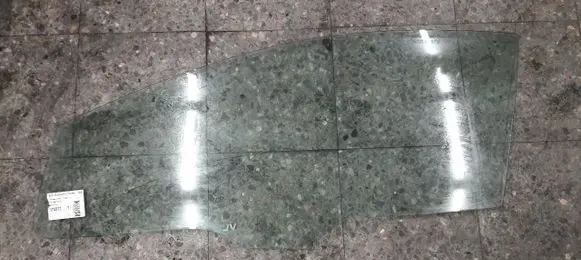 Mazda 2 Front door window glass four-door