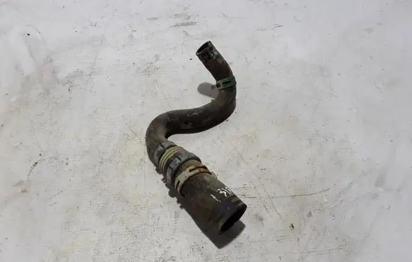 Renault Kangoo II Engine coolant pipe/hose 215035131R
