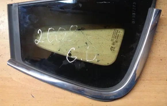 Peugeot 2008 I Rear side window E000255 43R00048