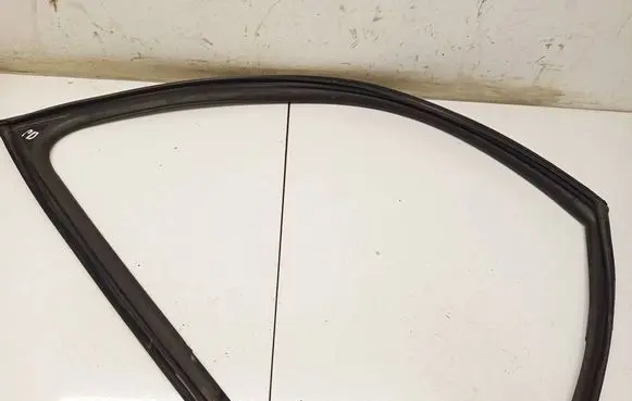 Hyundai Tucson IV NX4 Rubber seal front coupe door NX4EGFRB2