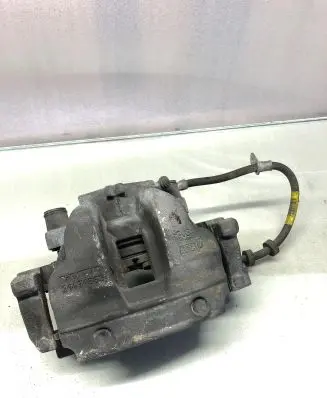 Volvo XC40 Front brake caliper 31471663