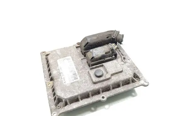 Smart ForTwo I Engine control unit/module 0003107V007 0261205005