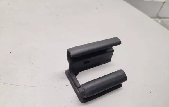 Volkswagen PASSAT B8 Front driver seat rail trim 5G0881348G