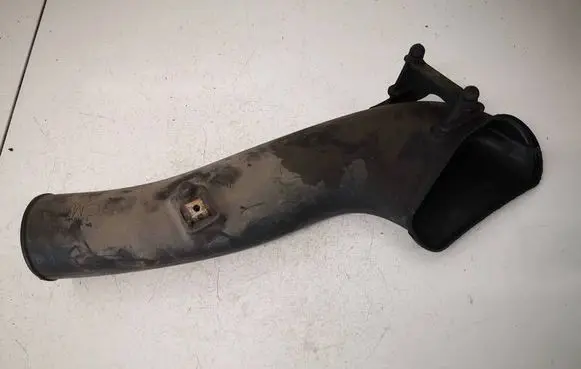 Opel Meriva A Air intake hose/pipe 55561315