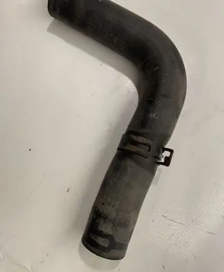 Subaru Outback (BS) Engine coolant pipe/hose