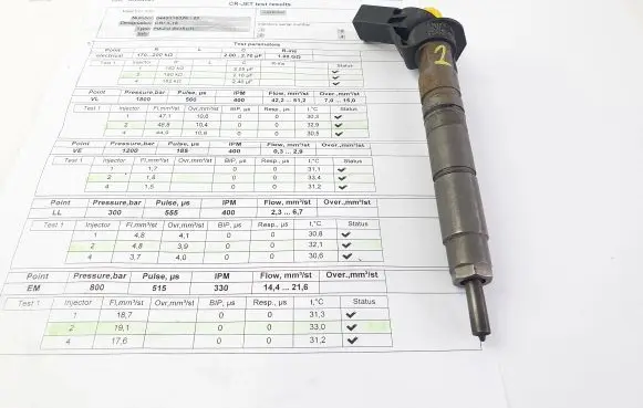 Mercedes-Benz E W212 Fuel injector A6420701187 0445116026