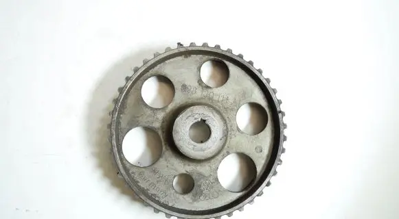 Audi A4 S4 B5 8D Fuel pump gear (pulley) 028130111A