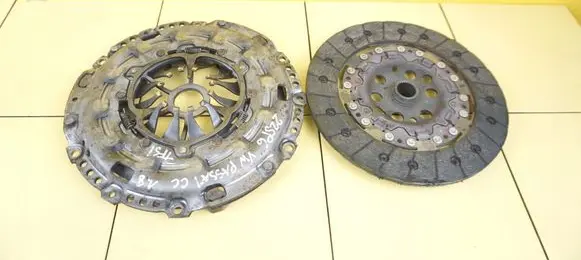 Volkswagen PASSAT CC Clutch set kit 323064110 BZB