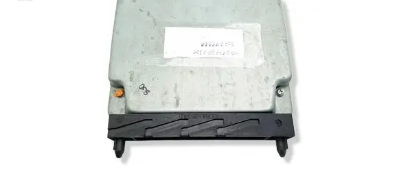 Volvo V70 Engine control unit/module 30729998A MB0797009301 MB079700-9301