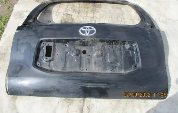 Toyota C-HR I Truck tailgate 