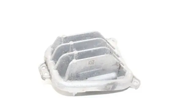 Opel Insignia B LED ballast control module 10500010030
