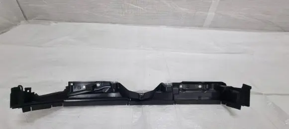 Opel Astra K Radiator trim 39179263