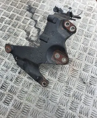 Nissan Qashqai Engine mounting bracket 112319818R