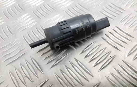 Skoda Superb B6 (3T) Windscreen/windshield washer pump 1K5955651