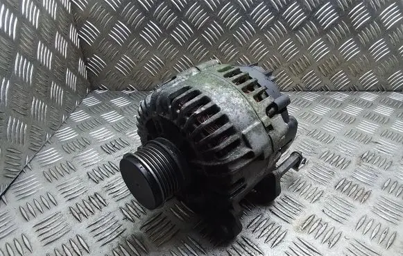 Volkswagen Caddy Generator/alternator 06F903023C