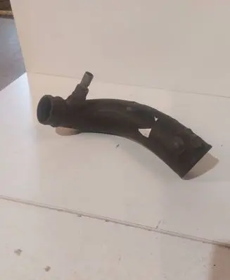Volvo XC90 Air intake hose/pipe 30714480 P04XA