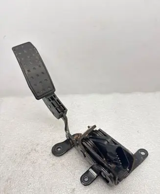 Cadillac STS Seville Accelerator pedal position sensor S0900810 1427605 S0890948