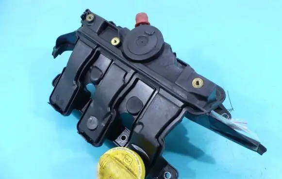 Rocker cam cover